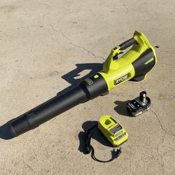 RYOBI ONE+ HP 18V Brushless Whisper Series 130 MPH 510 CFM Cordless Battery Leaf Blower with 6.0 Ah Battery and Charger