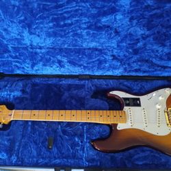 75th Anniversary Commemorative Stratocaster