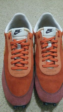 Daybreak Rugged Orange/ Desert Nike OBO