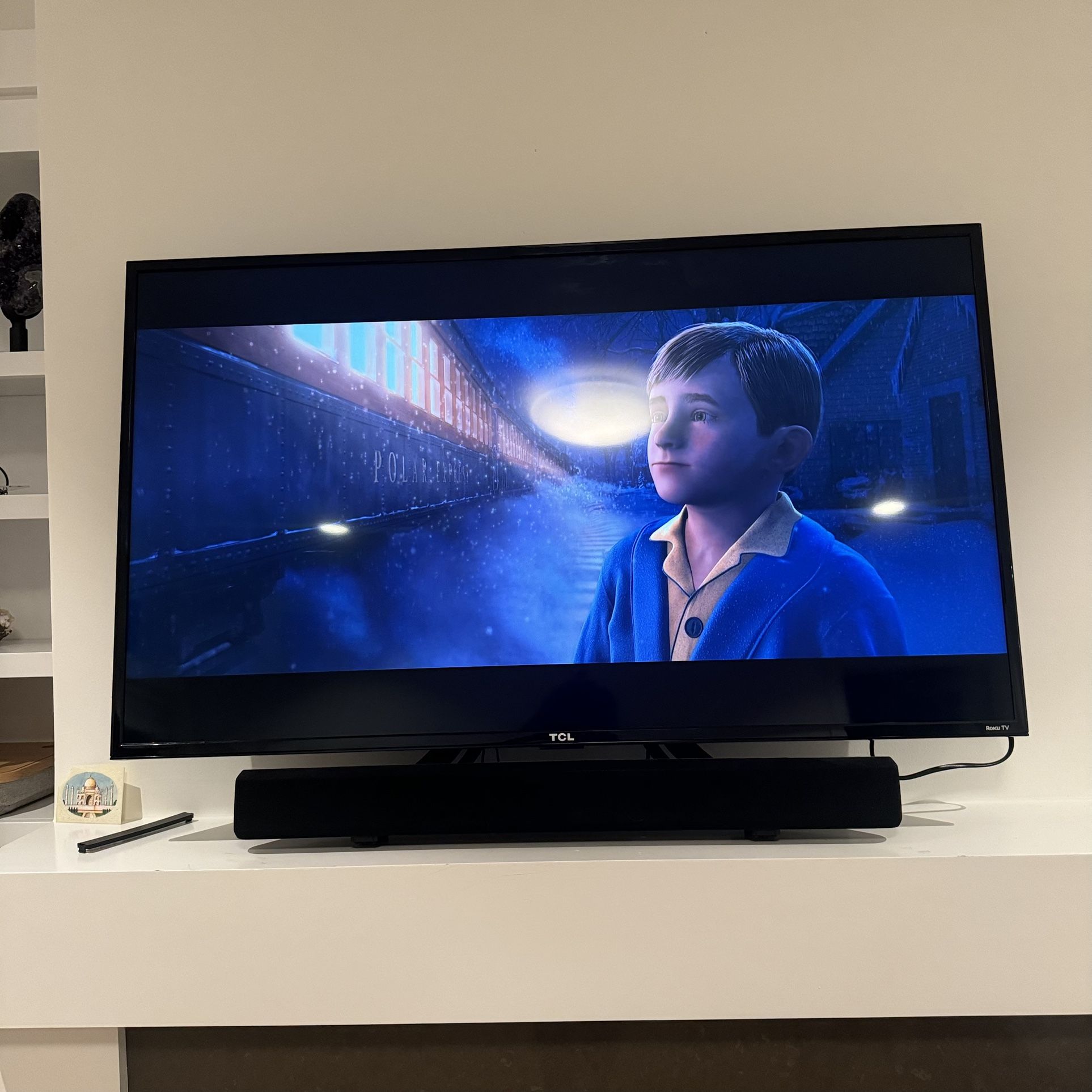 40" TCL 4K LED smart Roku TV
