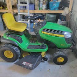 John Deere E130 Riding Mower – Needs Tune-Up
