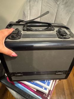 MAC vintage makeup case