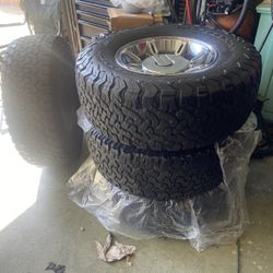 Four Tires And Rims H2 Hummer
