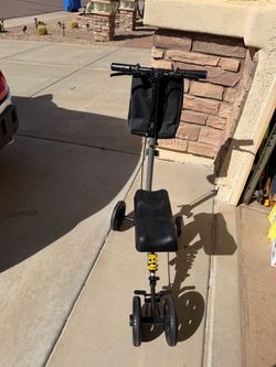 Knee scooter