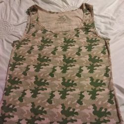 Tank Top Camo 2x Fits Like A Large