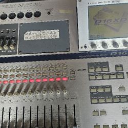 Korg Digital Recording Studio D16XD