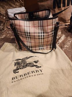 Authentic Burberry Mini Pouch In Nova check Pattern with Original dust Bag  for Sale in Las Vegas, NV - OfferUp
