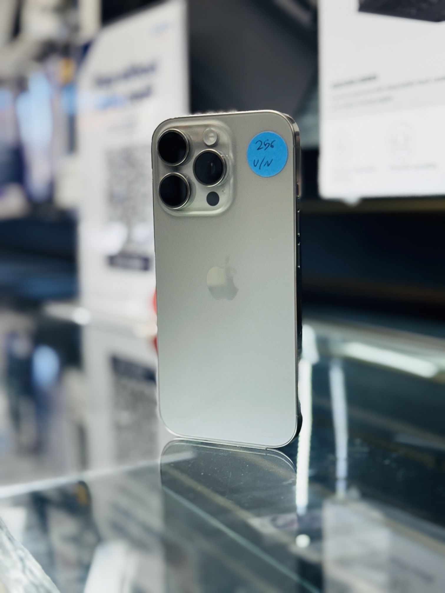 iPhone 16 Pro (Factory Unlocked)