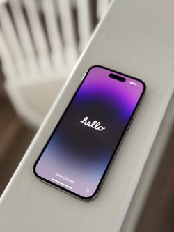 Apple iPhone 14 Pro 256GB Deep Purple (Unlocked)