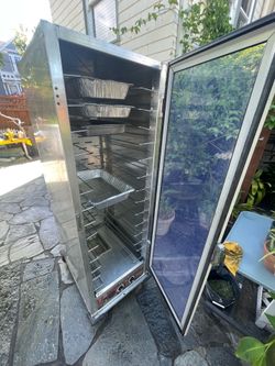 Warmer proofer in good working condition