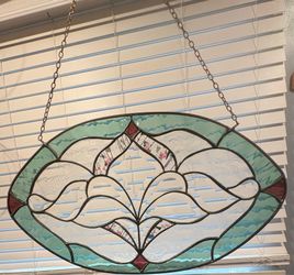 well-crafted Tiffany-style hanging suncatcher/transom panel