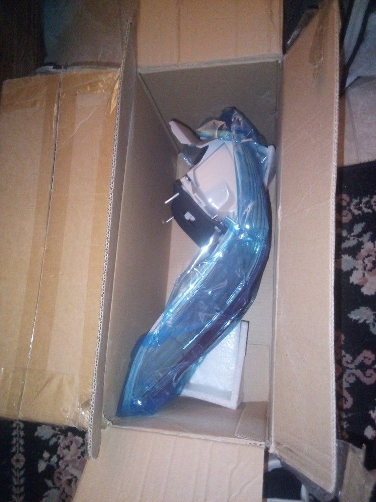 2 Brand New Tail Lights