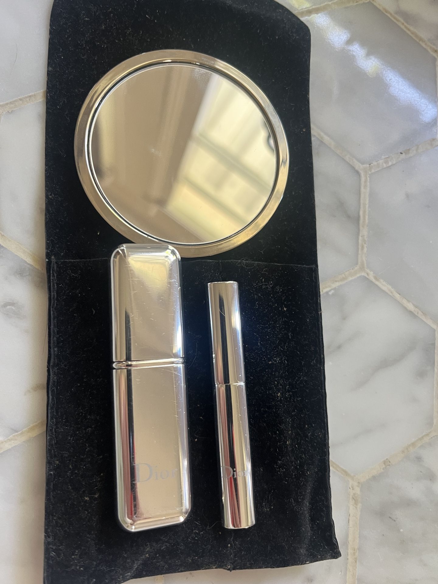 Dior mirror & makeup brush set