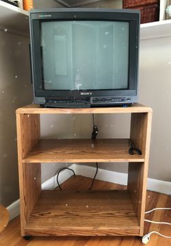 TV stand plus TV 15 total