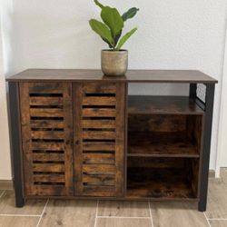 Farmhouse Side table 
