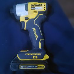 DeWalt Impact Wrench DCF840 +Battery 