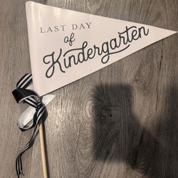 Last Day Of Kindergarten Flag