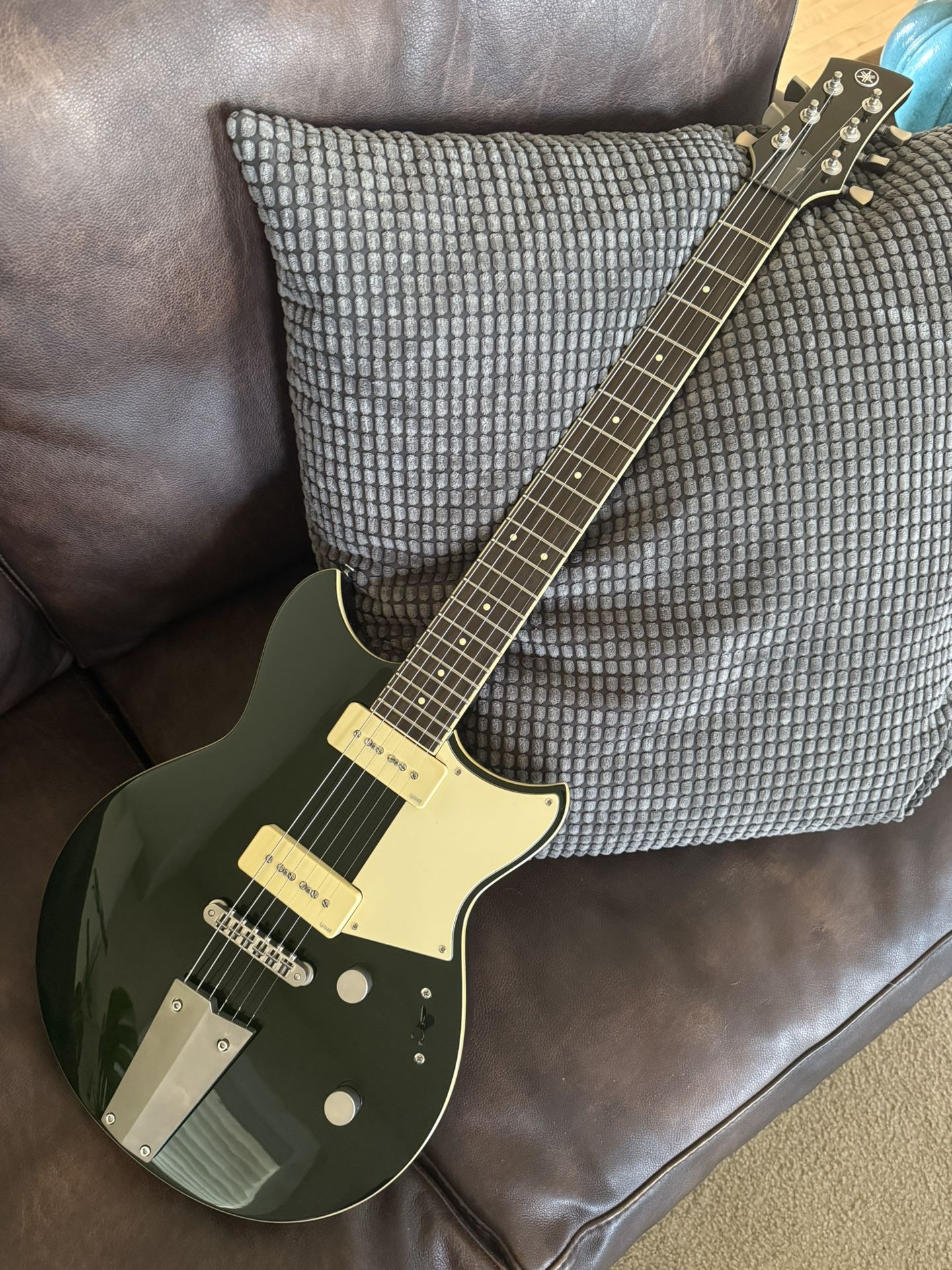 Yamaha restart RS502T Electric Guitar