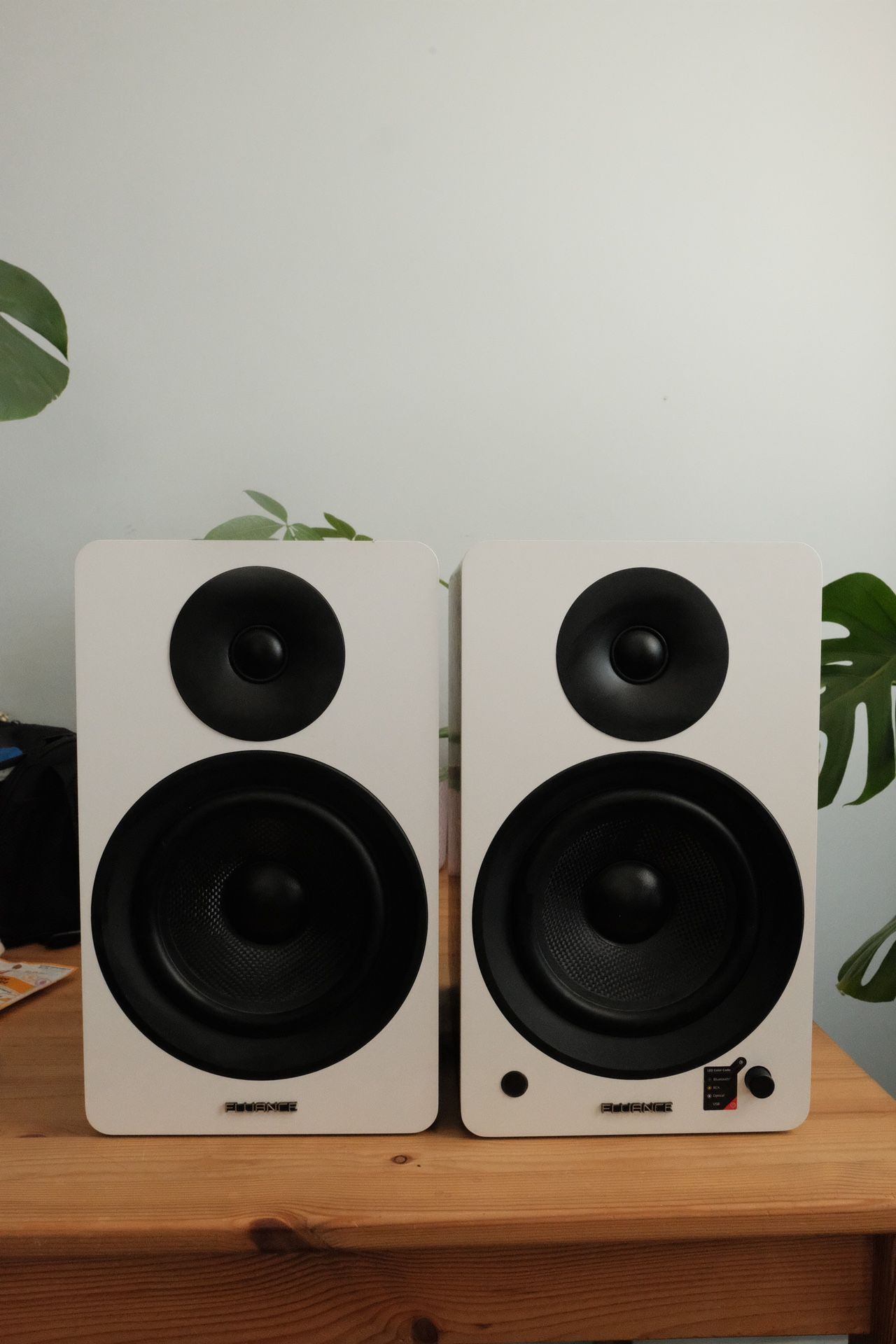 Fluance AI60 Powered 6.5" Bookshelf Speakers