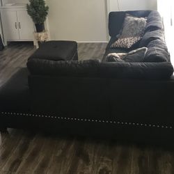 Very Relaxing And Comfy Couch And Ottoman For Sale, want Sold Today 