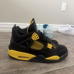 Jordan 4 yellow thunder