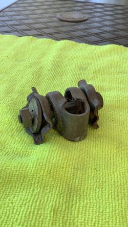 Vintage Schwinn, Seat Clamp, Fits Mesinger , Troxel , Persons, Banana Seat, Solo Polo & Many Others, Small hole Clamp, Located in La Habra