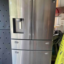Samsung Refrigerator Extra Large