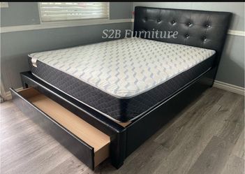 Queen Size Black Button with Orthopedic Mattress