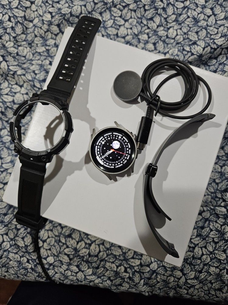 Cellular/ Bluetooth Samsung Watch 5 Pro Titan Grey / Regular Band/ SuperCase Shock Black Case Band
