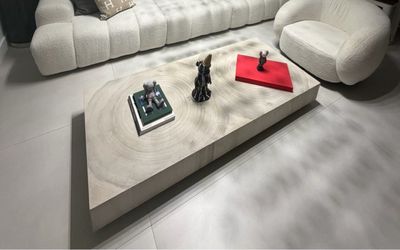 ARTEFACTO coffee table