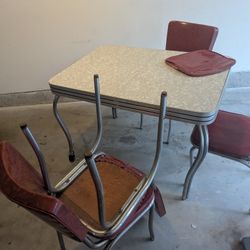 Antique Table With Chairs