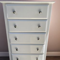 Modern 5 Drawer Dresser