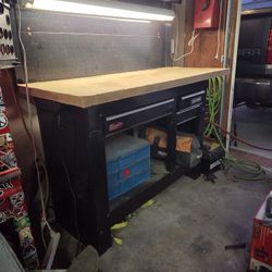 Craftsman Steel Workbench w/ Light & Pegboard