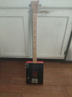 Camacho cigar box guitar
