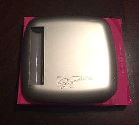 Mary Kay makeup compact