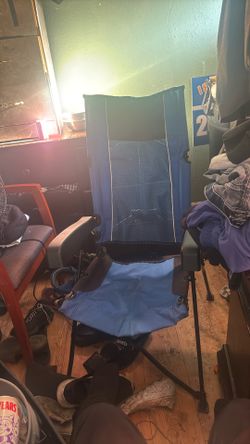 Chair Kikaro