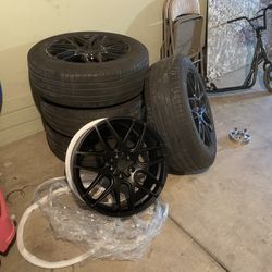 Rines R 20  Eran De Una  BMW  Son 5  4 Con Llantas Y Uno Nuevecito 