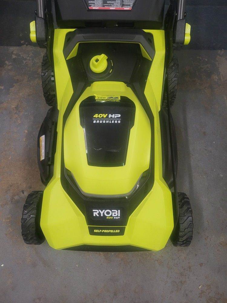 Lawn Mowers
Ryobi 20 in. 40v Self-Propelled Lawn Mower