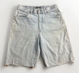 BILL BLASS - WOMEN'S SZ 6 - BLUE DENIM 5 POCKET CUT-OFF JEAN MOM SHORTS 90's y2k