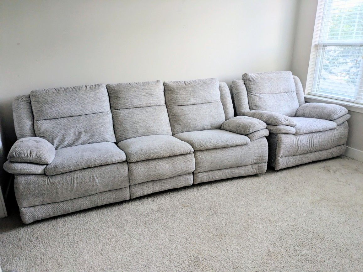 Dual Reclining Sofa/Couch and Recliner Combo