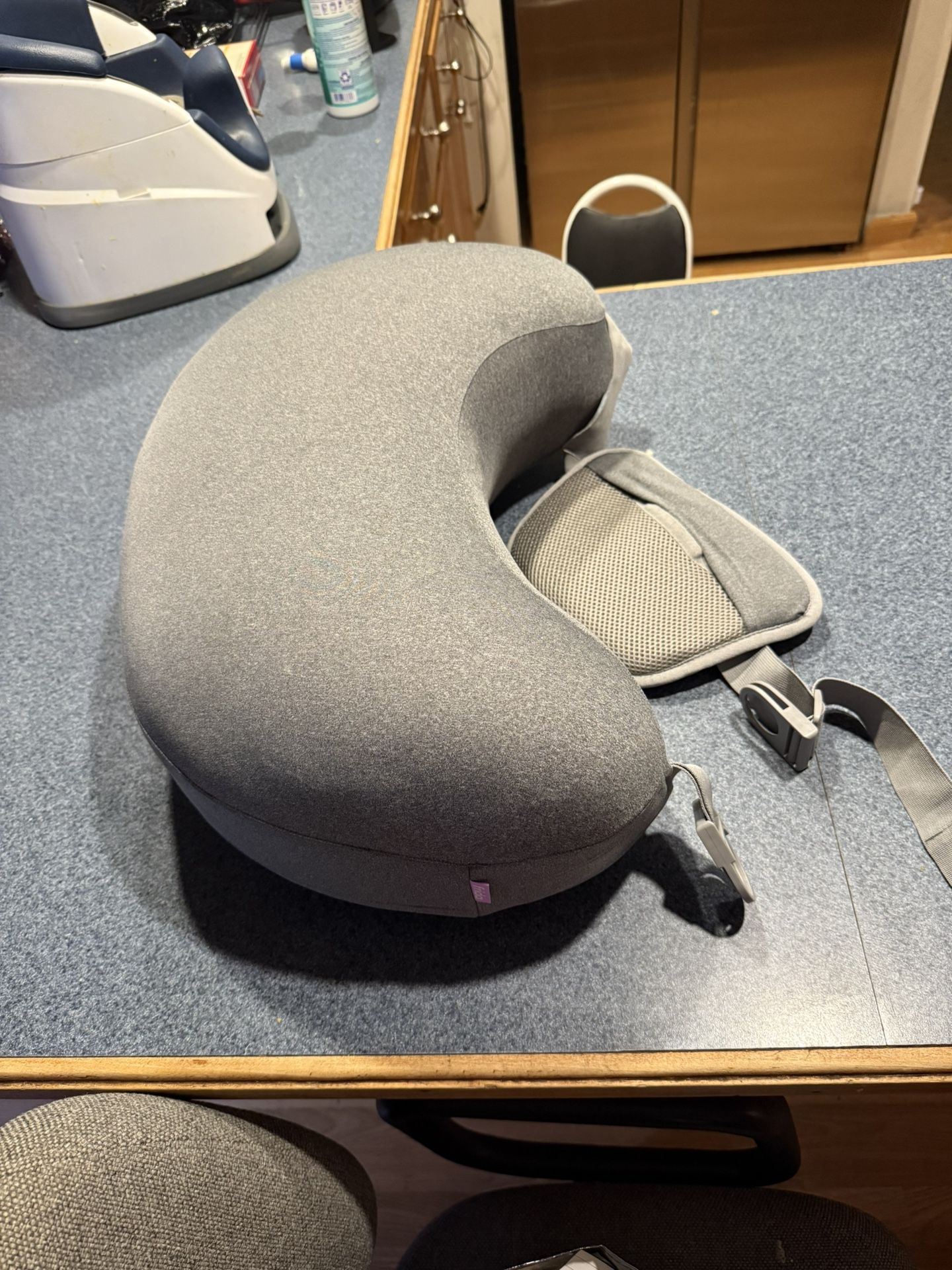 Breastfeeding pillow