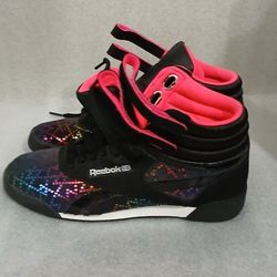 Reebok Classic Sneakers, Color Black And Pink, High Top,Size 5 Cash Only G