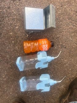 Water bottle s / feeder