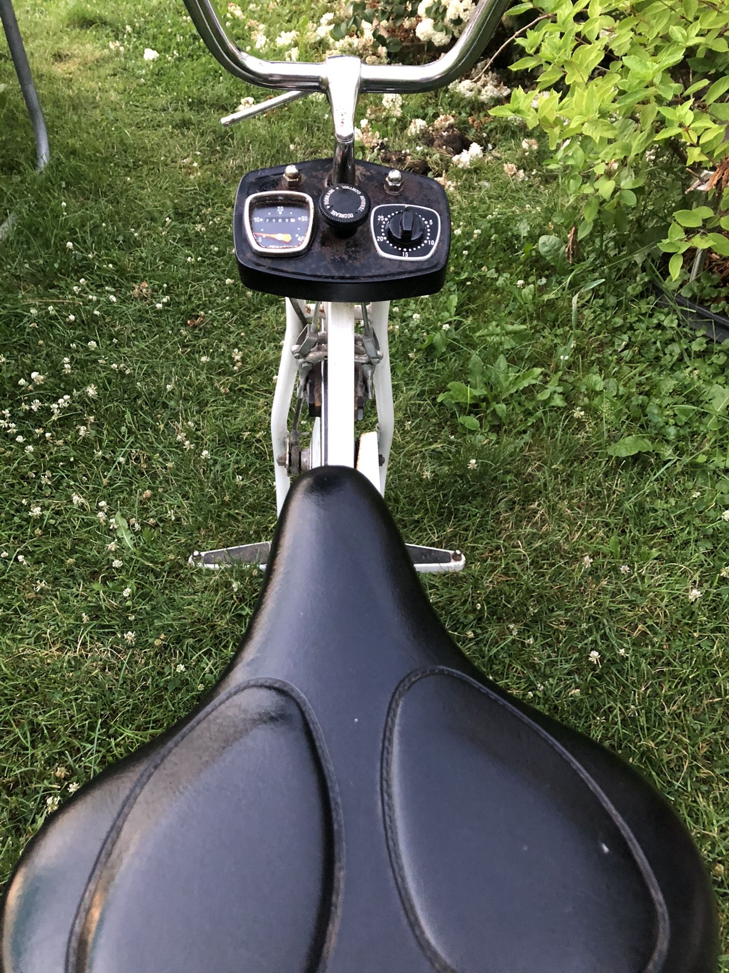 schwinn xr8 exercise bike