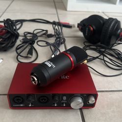 Focusrite 2i2 Bundle