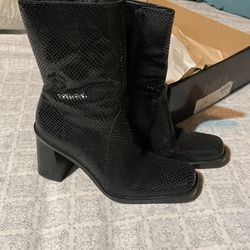 Mia Black Reptile Boots Mid High 