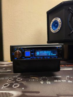 Alpine cde-hd148bt 4V preout