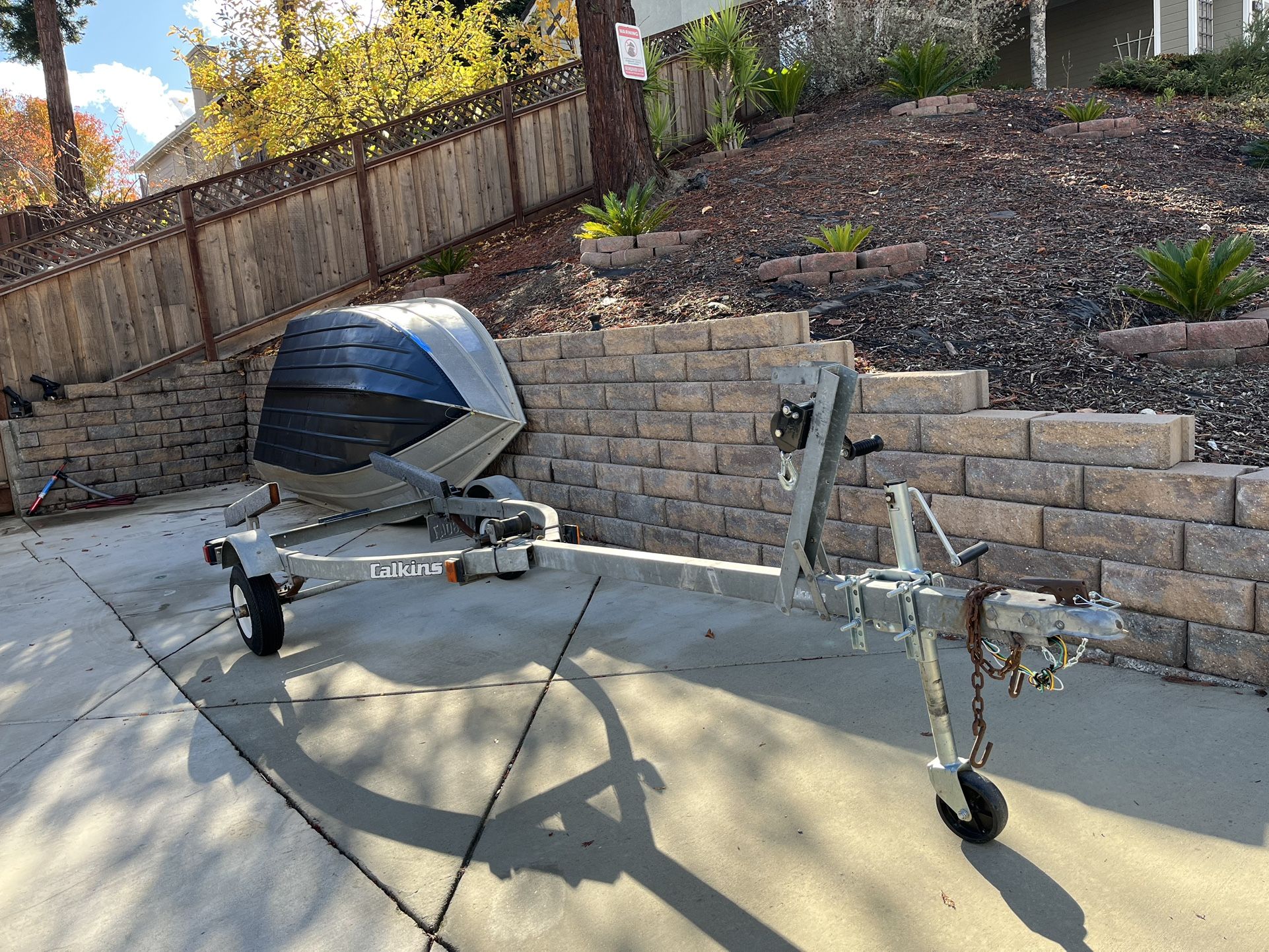 12’ Aluminum Boat With Trailer 