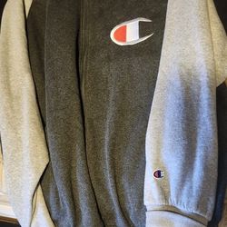 Champion Crewneck Sweater