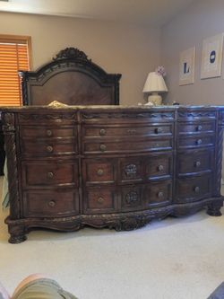 North Shore Dark Brown Queen Bedroom Set – Complete Set